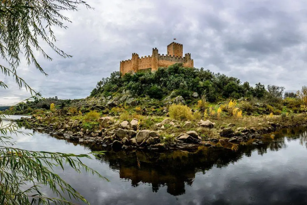 Castillo templario de Almourol, Portugal